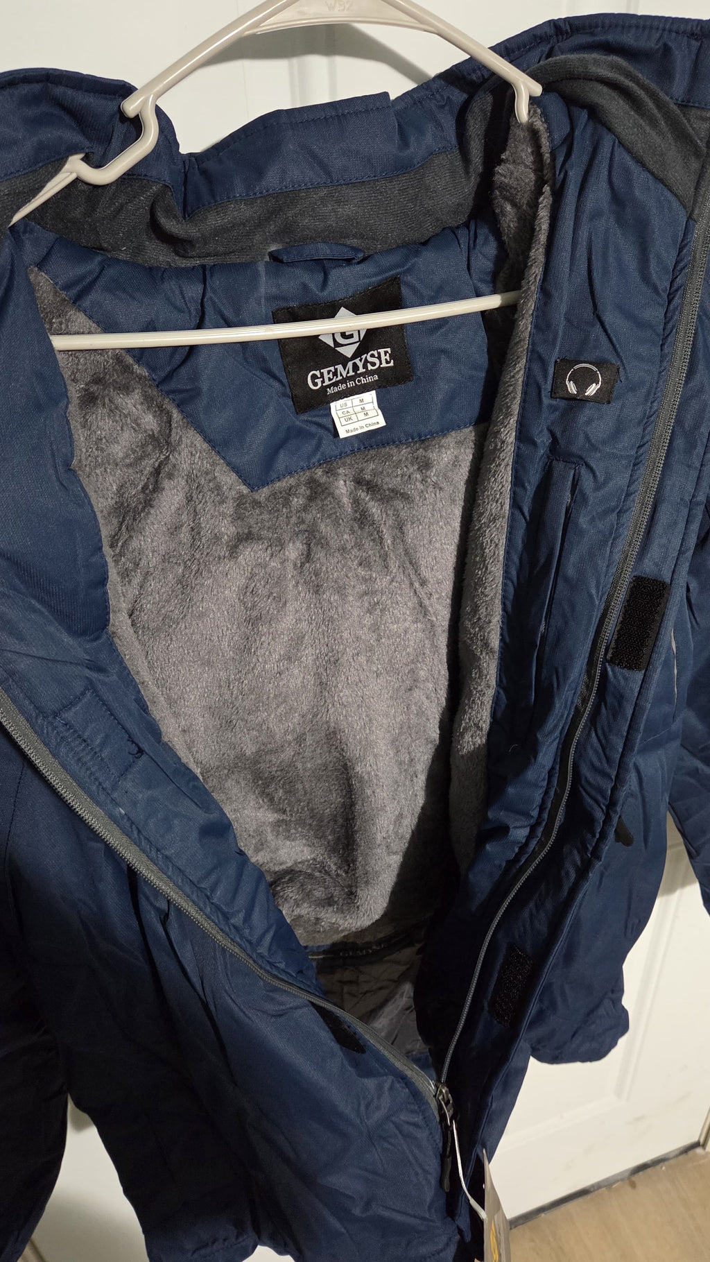 GEMYSE Men's Winter Ski Jacket – Waterproof & Windproof Snow Coat